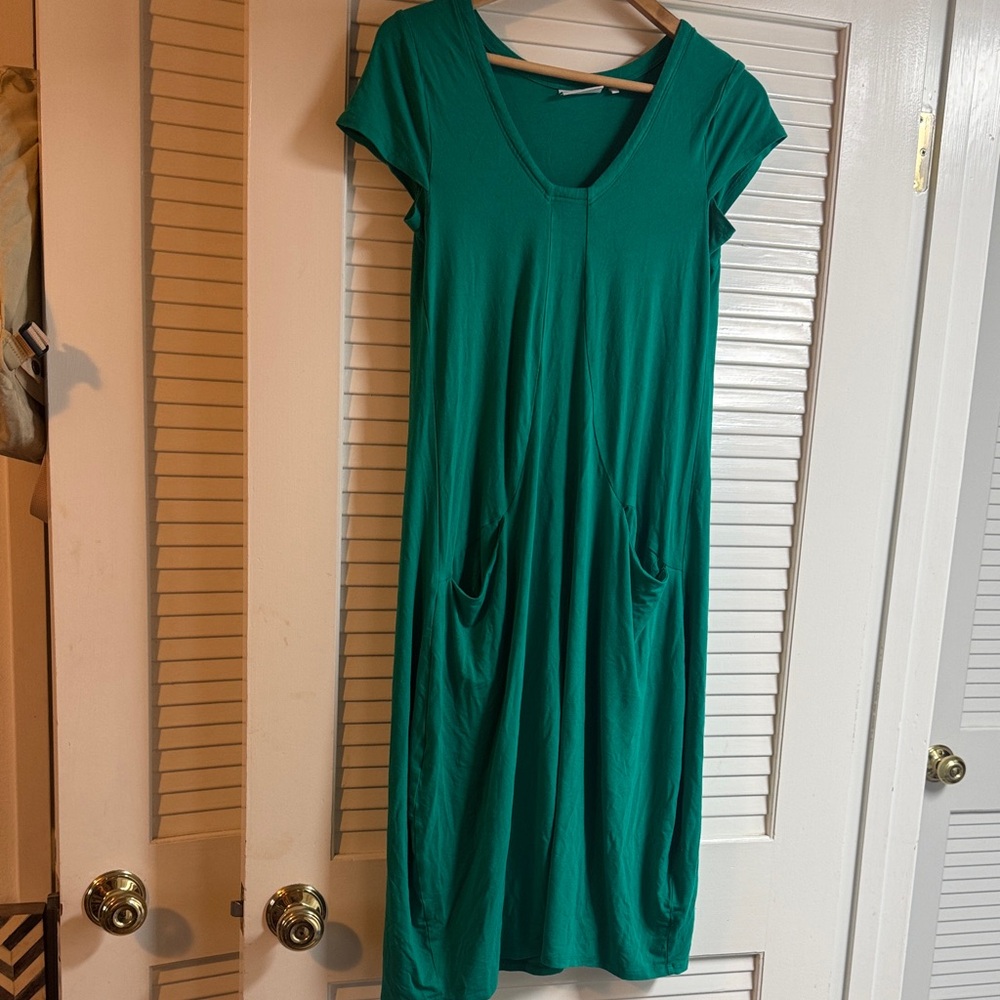 Elegant Teal V-Neck Midi Dress